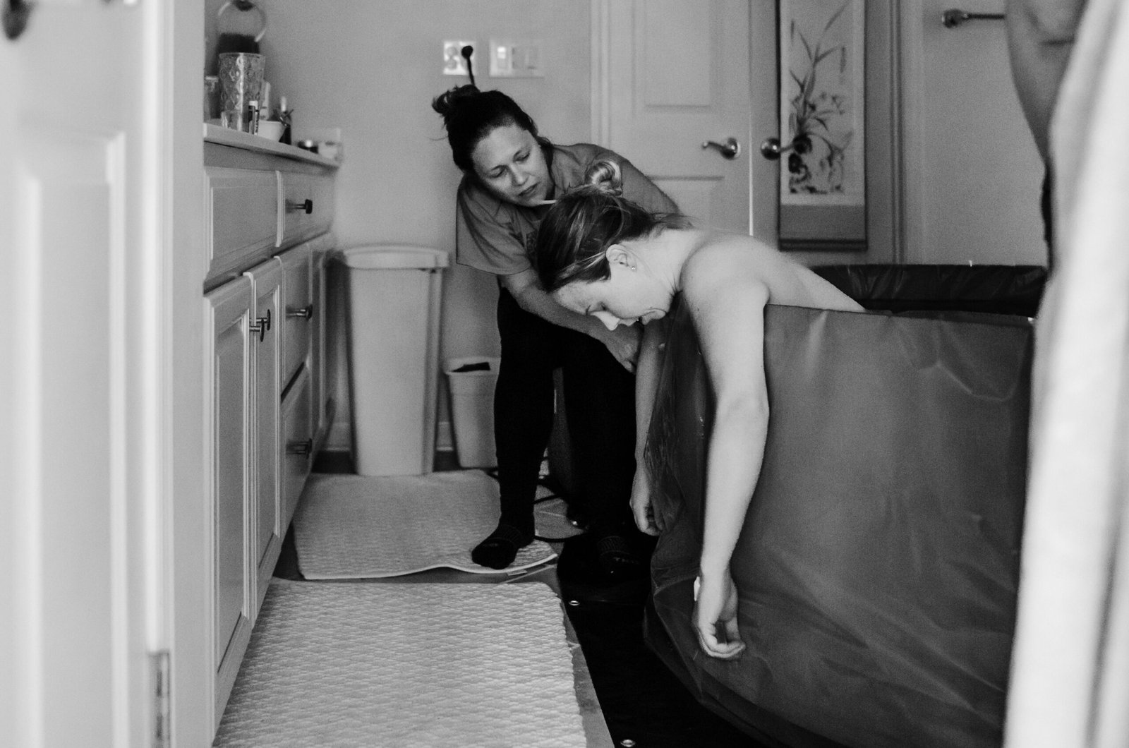 How a Doula Can Assist at a Home Birth